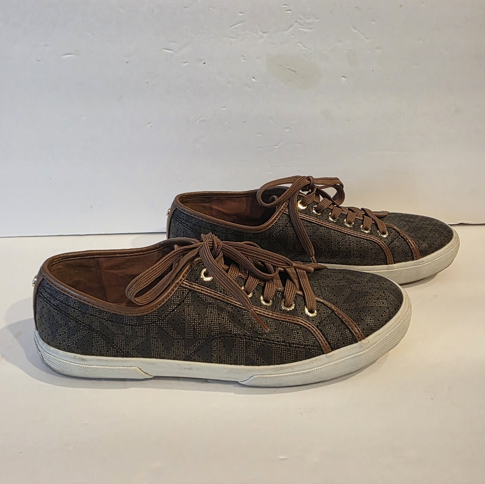 Women Michael Kors Boerum Sneakers Brown size 10